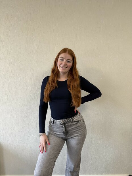 Chlo&eacute; top long navy Blue