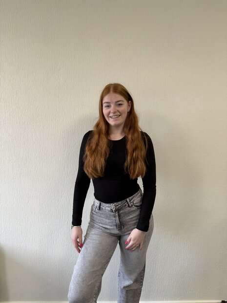 Chlo&eacute; top long Black