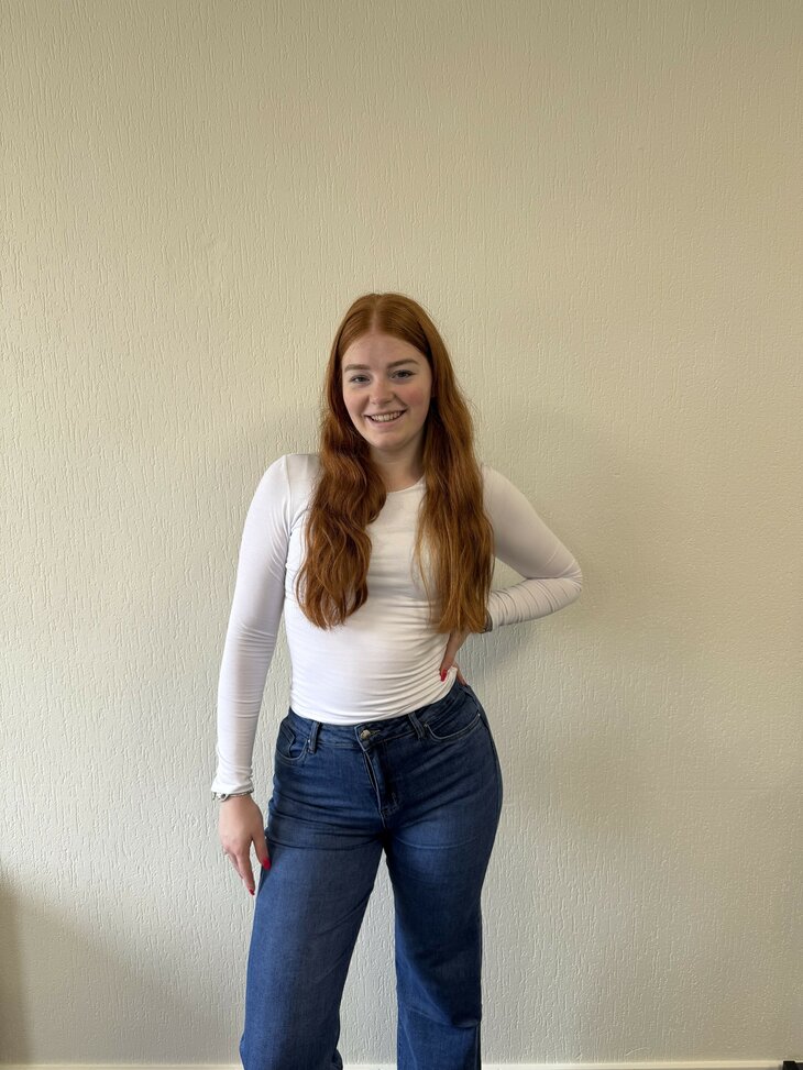 Chlo&eacute; top long White